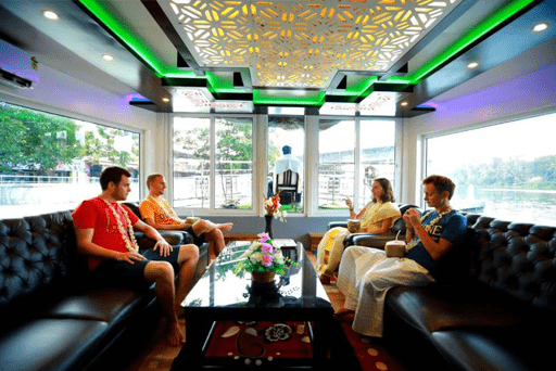 Overnight Stay in Alleppey Budget Boat