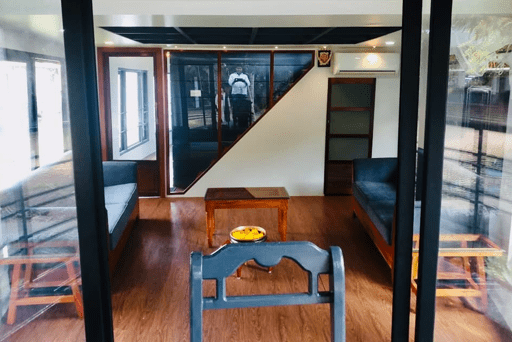 Alleppey Overnight Stay on a Premium Boat 